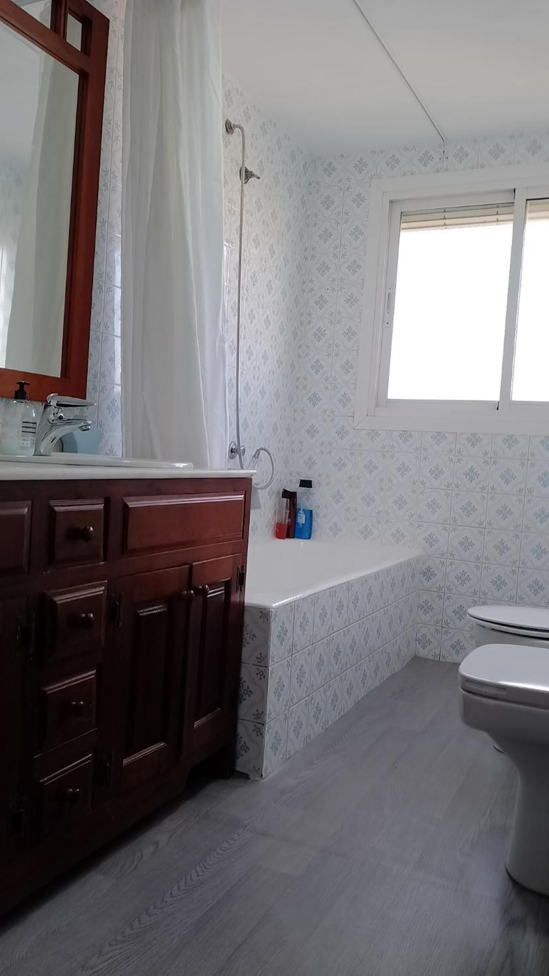 Habitacion Privada Centro Malaga Cerca Tren Maria Zambrano Y Playa Muy Buena Conexion Wifi Kültér fotó