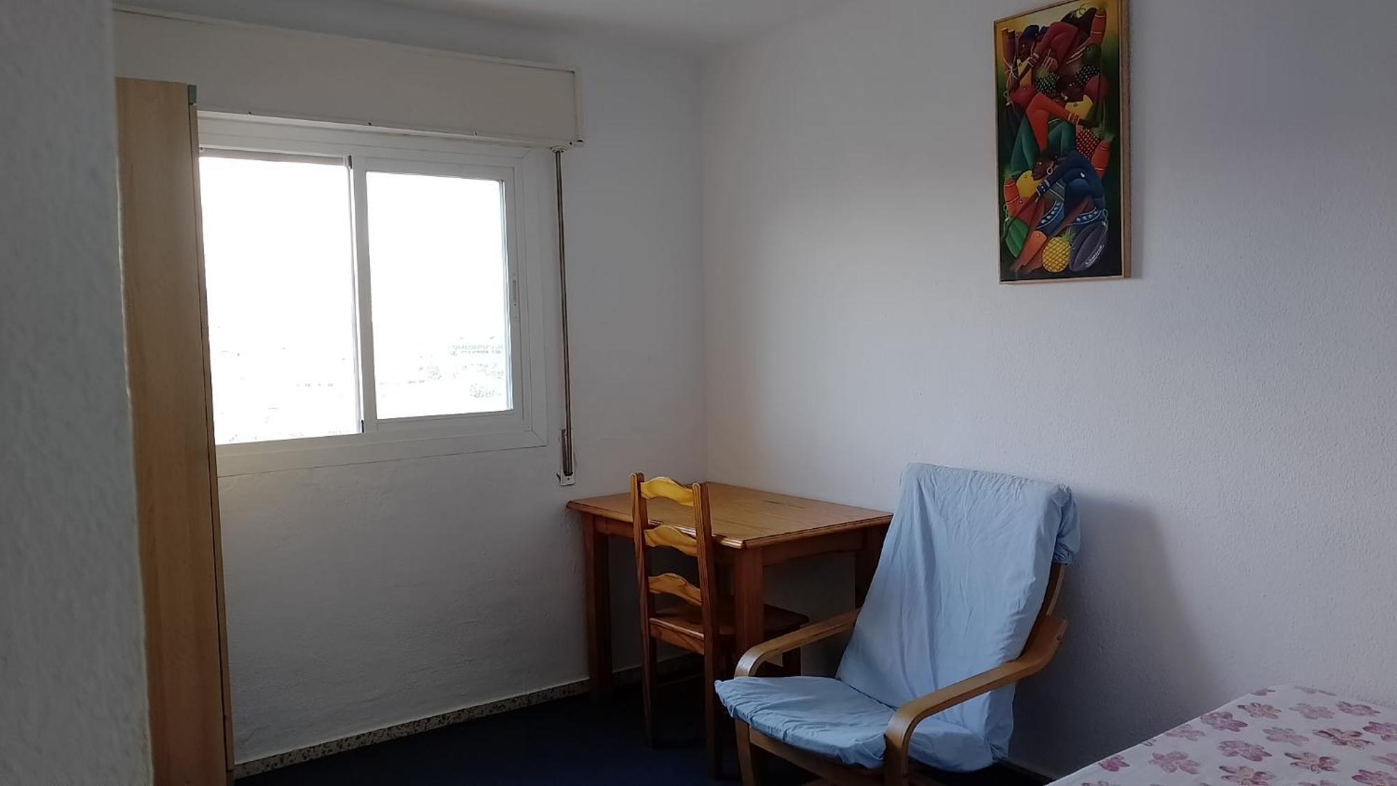 Habitacion Privada Centro Malaga Cerca Tren Maria Zambrano Y Playa Muy Buena Conexion Wifi Kültér fotó